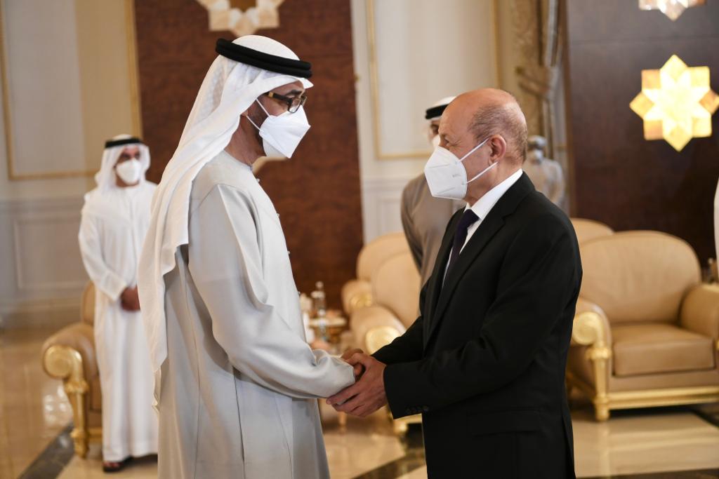 الرئيس العليمي ونوابه يعزون في ابوظبي القيادة الاماراتية برحيل الشيخ خليفة